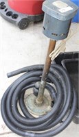 sump pump w/discharge hose