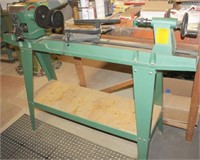 Central Machinery 12"x36" wood lathe w/reversible
