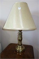 BRASS TABLE LAMP W/SHADE - 25" H