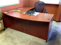 OFFICE DESK, 2 FILE CABINETS & CHAIR