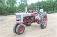 1943 FARMALL H GAS NARROW FRONT TRACTOR