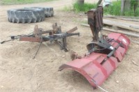 BOSS 8FT V-PLOW, HAS MOUNT AND PUMP, WORKS PER