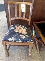 ANTIQUE OCCASSIONAL CHAIR