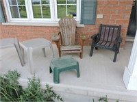 Child's chairs & deck tables