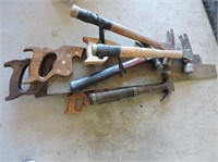 Selection of saws & hammers