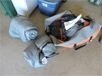 Sleeping bags & tent with carry bag