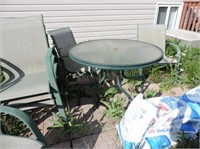 Patio set with round table & 6 chairs