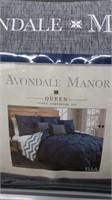 Avondale Manor 7 piece comforter set  (queen)