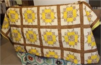 1950'S YELLOW & BROWN HAND MADE QUILT