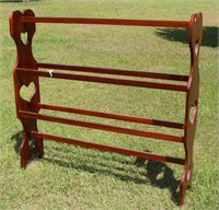 PINE COUNTRY 3 TIERED QUILT RACK W/ HEART CUTOUTS