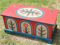 SMALL WOODEN PAINTED TRUNK
