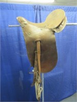 antique english riding saddle