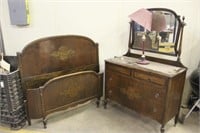 DRESSER WITH MIRROR, MATCHING HEAD/FOOT BOARD AND