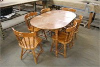 KITCHEN TABLE WITH (6) CHAIR AND (1) 11 1/2" LEAF