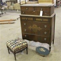 VINTAGE DRESSER, TWO LAMPS AND FOOT STOOLS