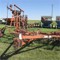 AC 22-ft field cultivator w/3-bar coil-tine harrow