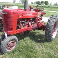 Farmall M tractor  SN:251900