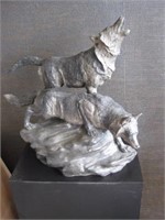 Wolf Statue by W.H. Turner, Eastern Shore