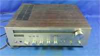 AKAI model AA-1020 stereo receiver