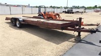 Tandem axle flatbed equipment trailer bed