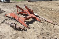 ALLIS CHALMERS 519 HYDRAULIC LOADER AND MOUNTING