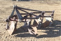 FORD 4-BOTTOM PLOW WITH COULTERS, 3PT