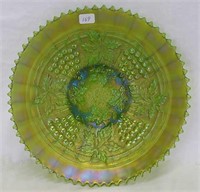 Stippled Grape & Cable 9" plate w/ribbed back