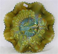 Peacocks ruffled bowl w/ribbed back - green