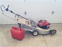 Honda Self Propelling Lawn Mower. Easy Pull