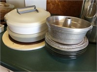 Pie Pans, Cake Tins, Carrying Cases