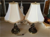 2 Matching Lamps