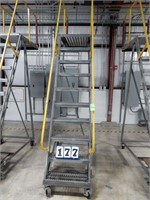 Rolling Warehouse Step Ladder