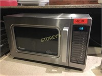 Amana Commercial Microwave - 22 x 16 x 13