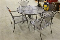 42" ROUND PATIO TABLE WITH (4) CHAIRS