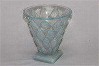 Wonderful Sabino Opalescent Glass Vase,