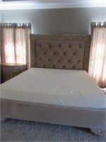 King size bed with tempur-pedic mattress
