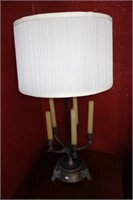 METAL LAMP TWIN BULBS W/5 CANDLE HOLDER