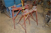 PAIR OF WELDERS STANDS WITH ROLLERS