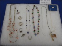 14 PIECES OF WOMANS FASHION JEWELRY INLCUDES