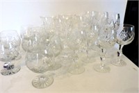 18 Pieces of Pinwheel Crystal Glasses