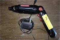 CRAFTSMAN RECHARGABLE SCREWDRIVER W/CHARGER