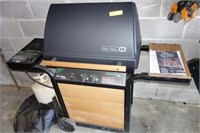 PATIO KITCHEN BY CHAR BROIL GAS GRILL W/SIDE EYE,