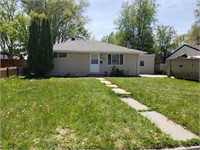 2054 11th Ave East-NO RESERVE! REAL ESTATE AUCTION!