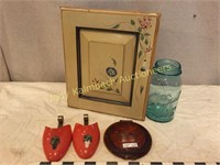 Shoe stretchers compact mirror and painted door
