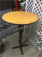 30" Round Bar Tables