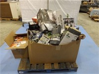 PALLET LOT OF VARIOUS ITEMS