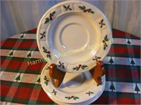 Longaberger Woven Traditions Traditional Holly Sau