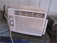GE 110 Air Conditioner