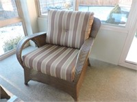 Pair of patio chairs with ottoman