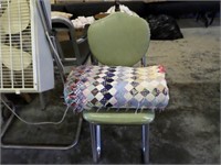 old chair / quilt